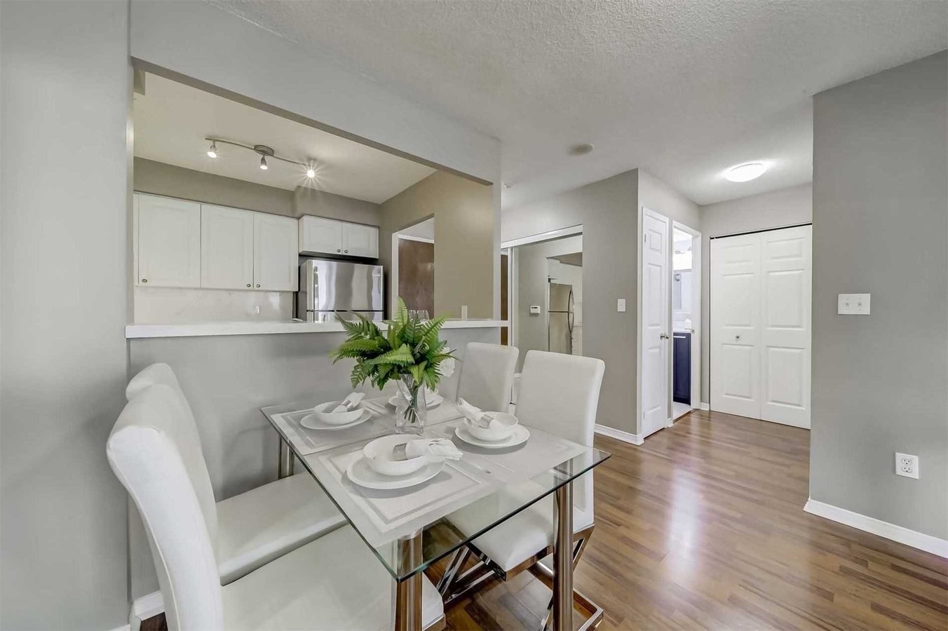 39 Pemberton Avenue - Photo 2