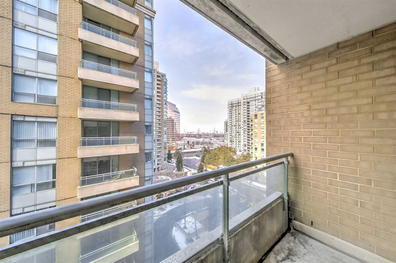 39 Pemberton Avenue - Photo 11