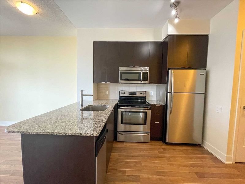 23 Sheppard Avenue East - Photo 12