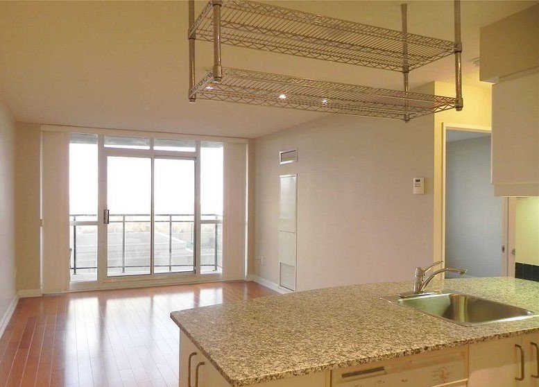 23 Sheppard Avenue East - Photo 21