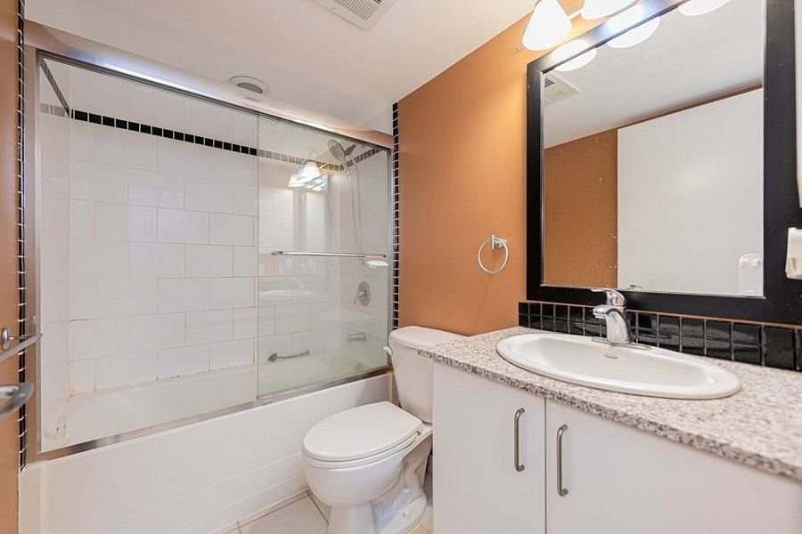23 Sheppard Avenue East - Photo 9
