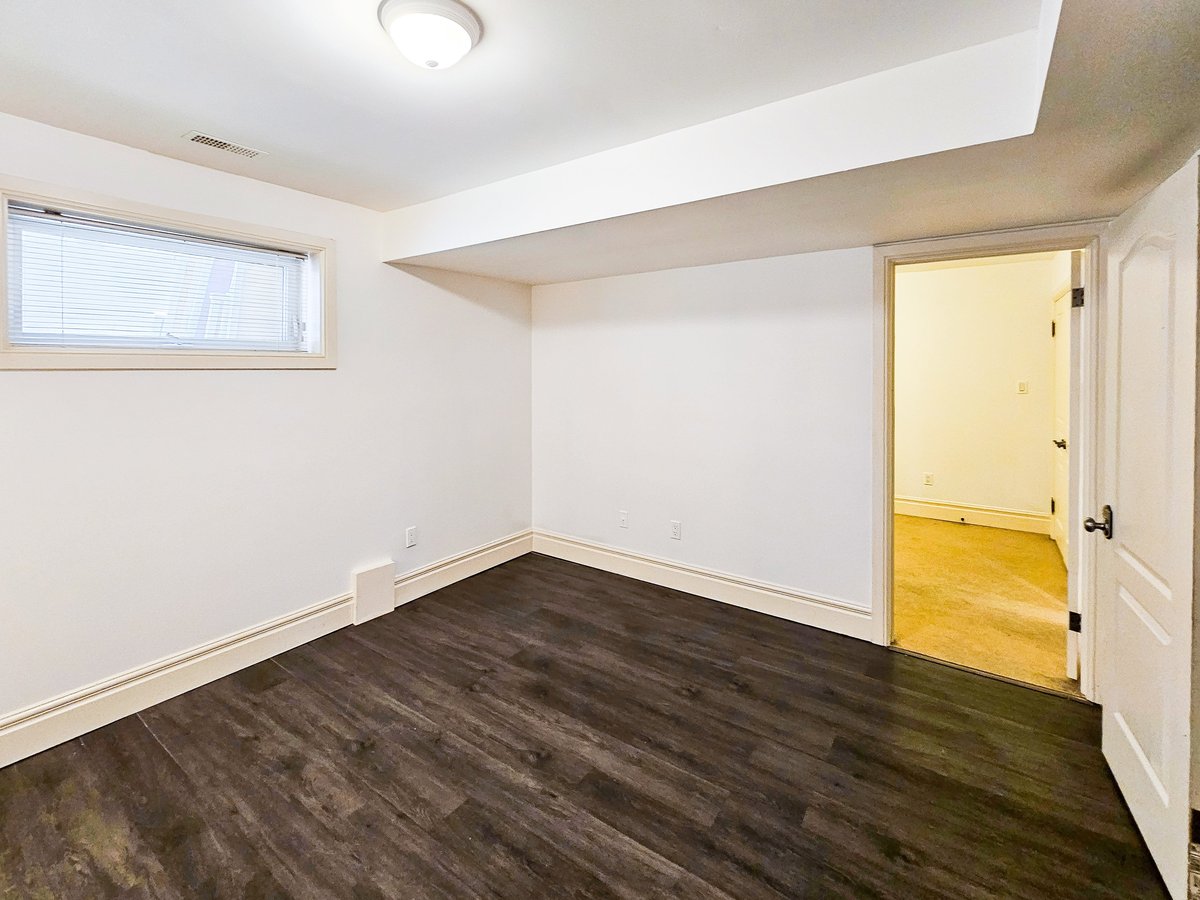 22 Roberta Drive - Photo 2