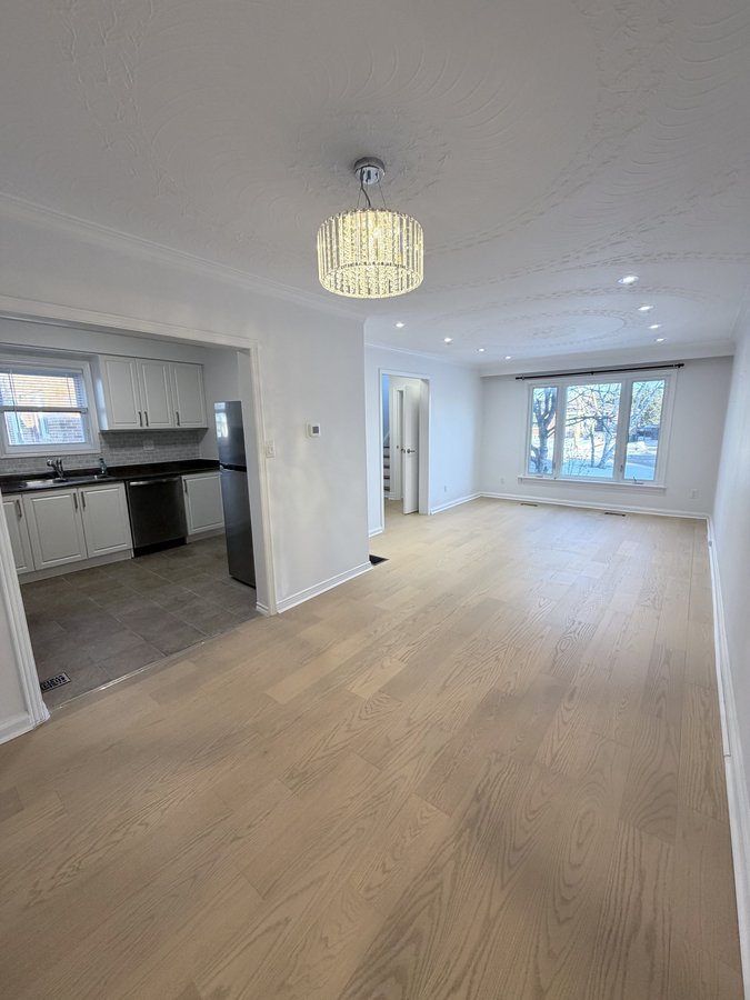 28 Wyndcliff Crescent - Photo 1