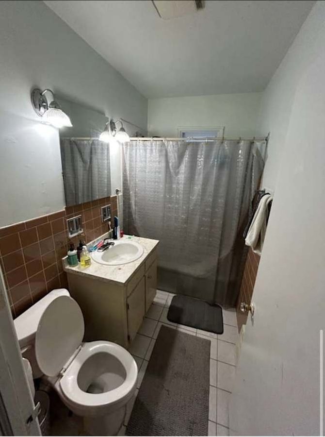 Elmhurst Avenue - Photo 3