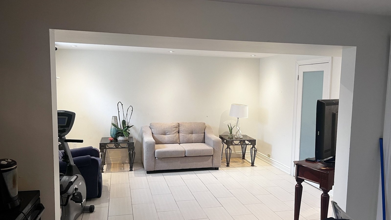 23 Monclova Road - Photo 5