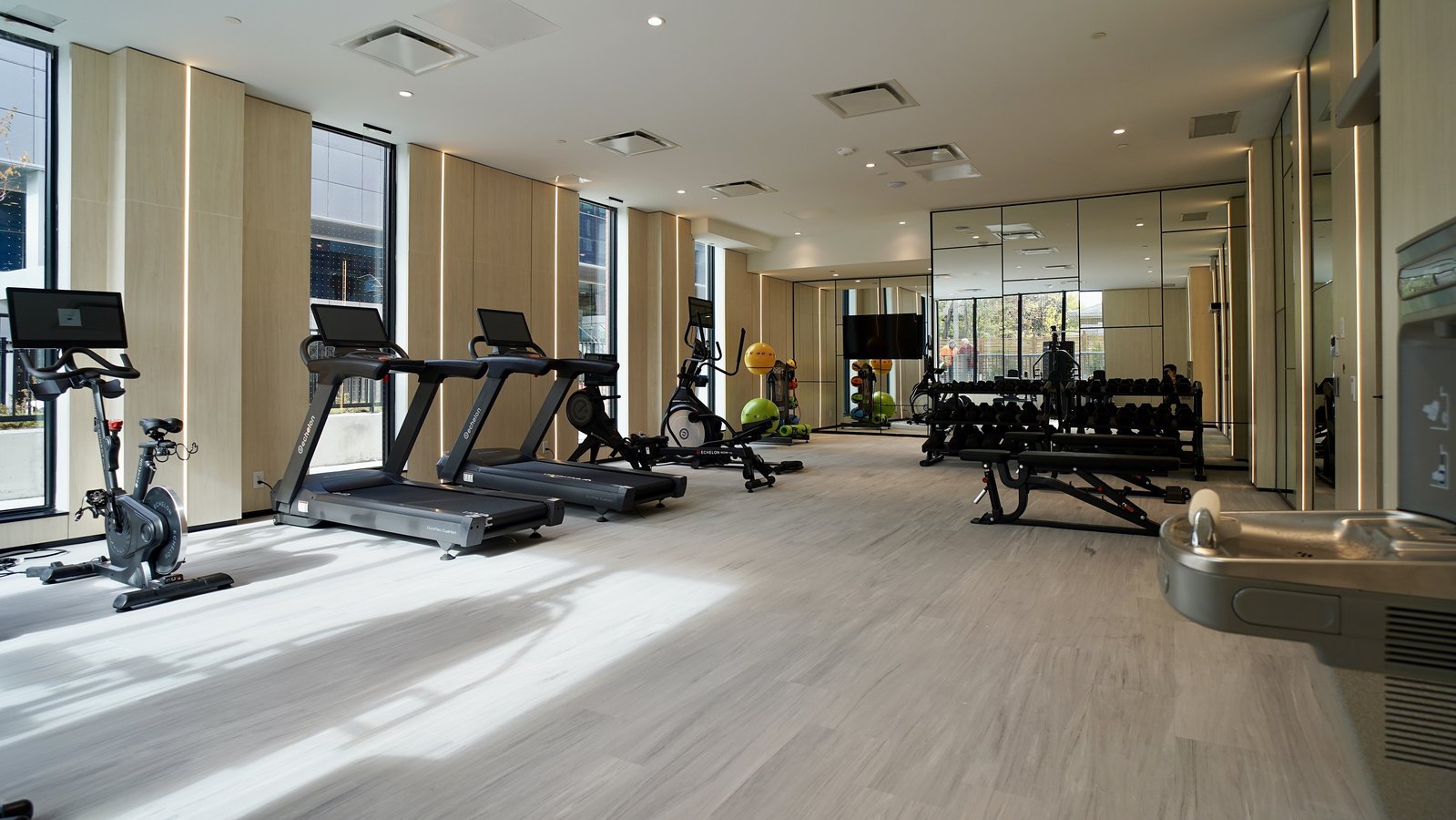 699 Sheppard Avenue East - Photo 11