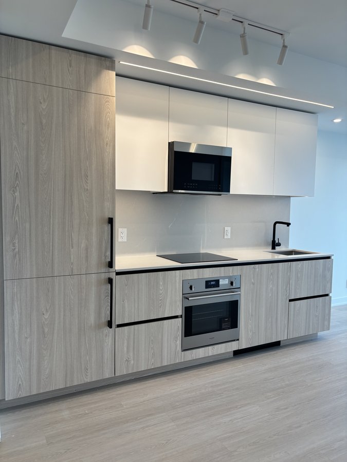 699 Sheppard Avenue East - Photo 6
