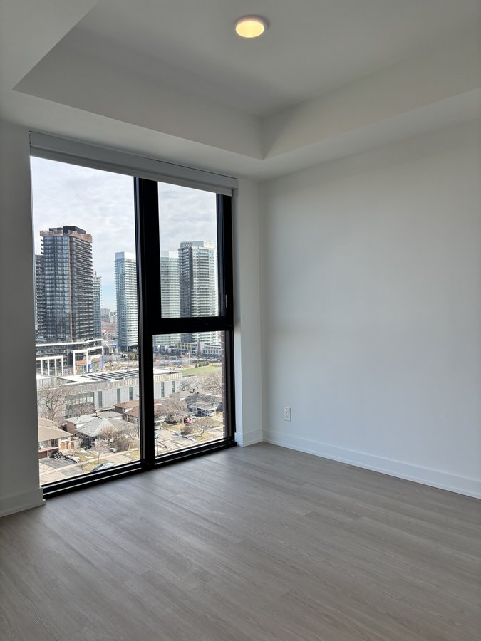 699 Sheppard Avenue East - Photo 7