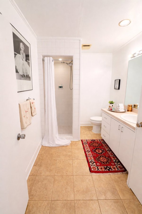 137 Stratford Crescent - Photo 4
