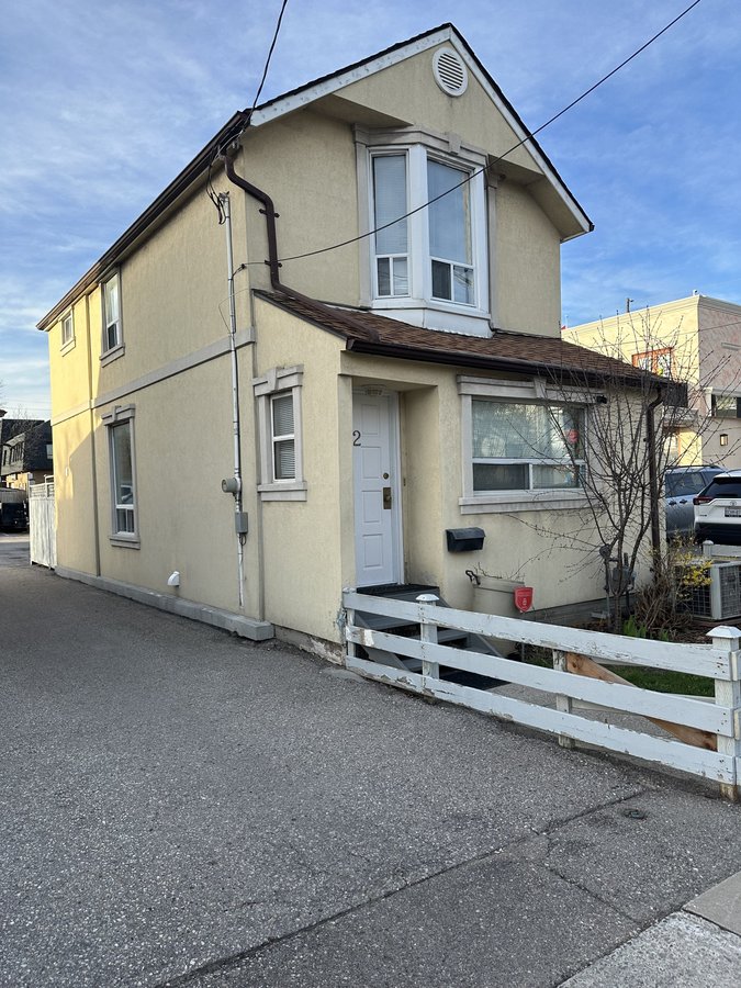 2 Maple Bush Avenue - Photo 1