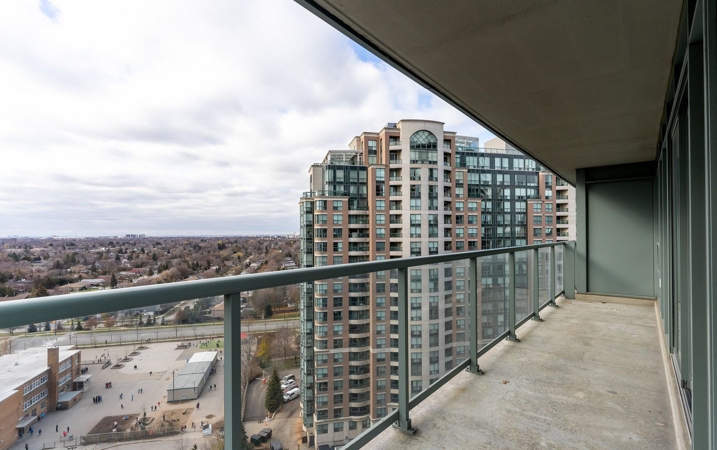 5500 Yonge Street - Photo 13