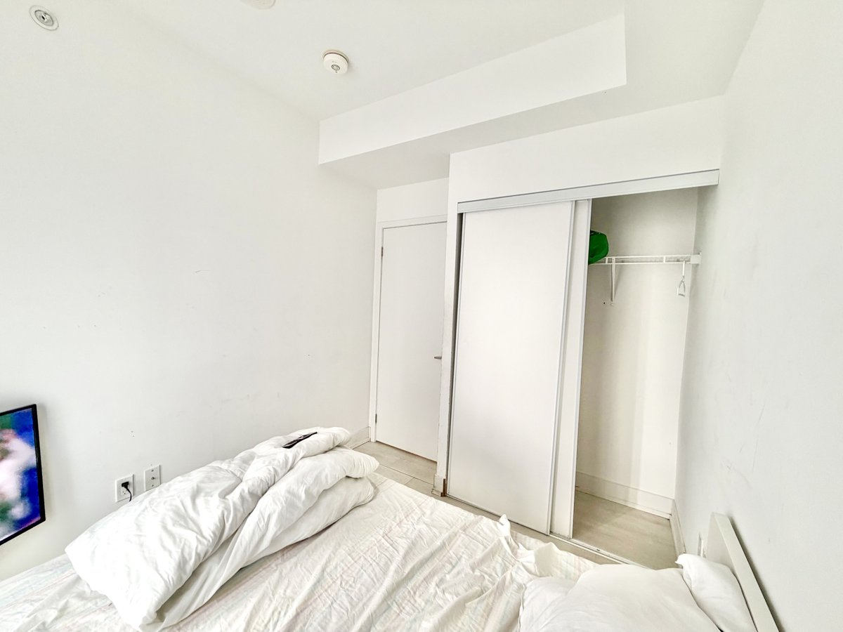 31 Tippett Road - Photo 2