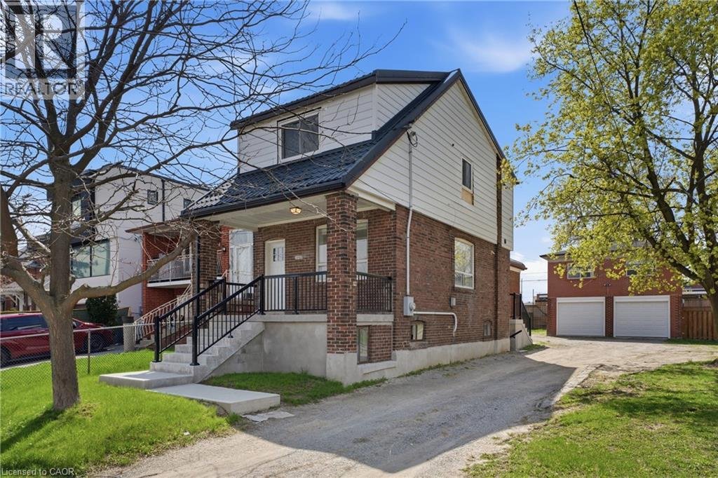 1049 GLENCAIRN Avenue Unit# GARAGE UPPER - Photo 1