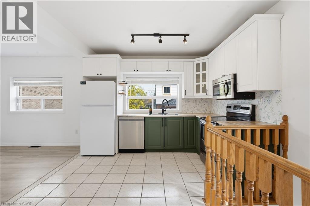 1049 GLENCAIRN Avenue Unit# GARAGE UPPER - Photo 6