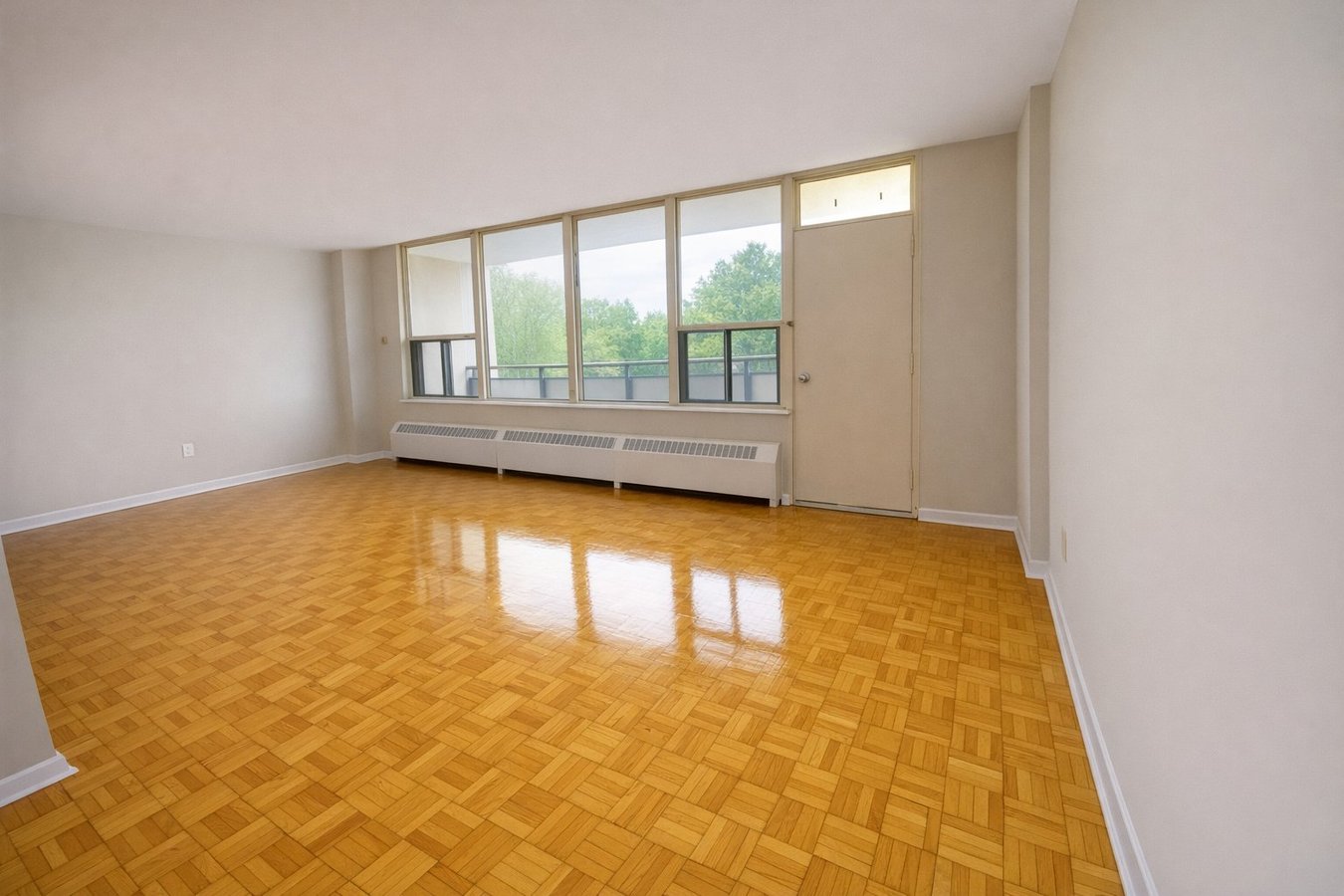 2415 Jane Street - Photo 2