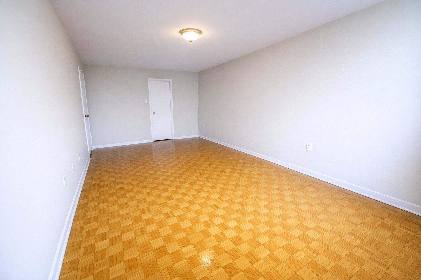 2415 Jane Street - Photo 7