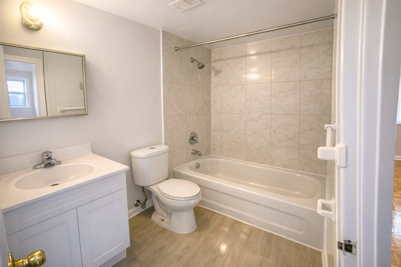 2415 Jane Street - Photo 11
