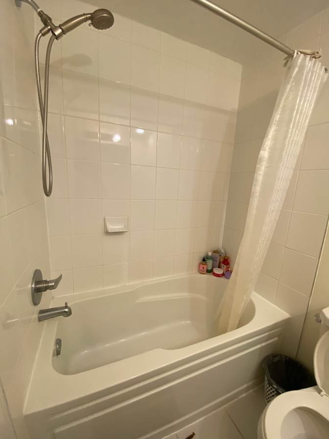 Downsview - Photo 3