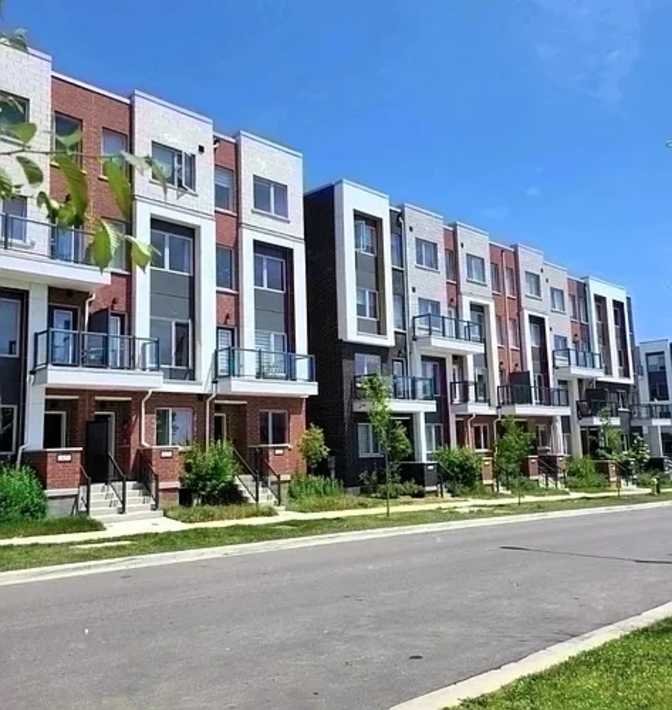 Downsview - Photo 8