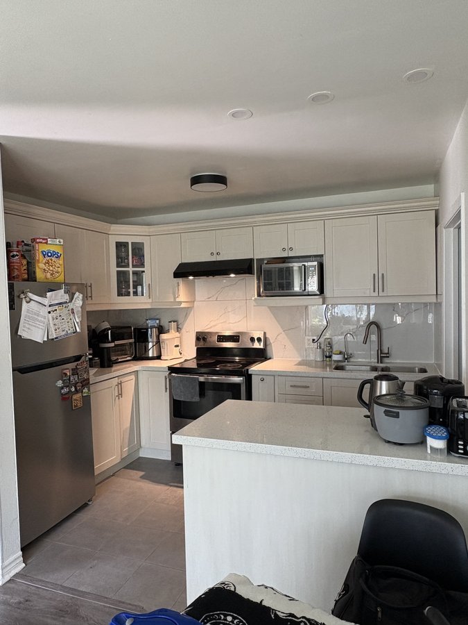 London Green Court - Photo 12