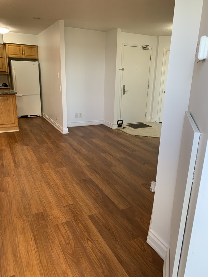 78 Harrison Garden Boulevard - Photo 2