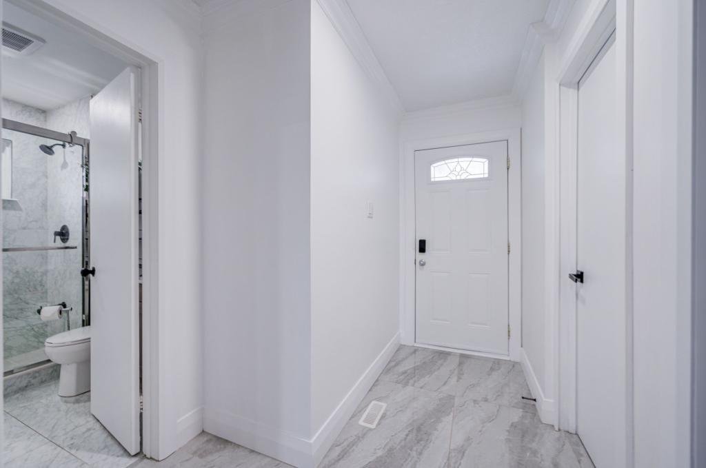 272 McNicoll Avenue - Photo 7