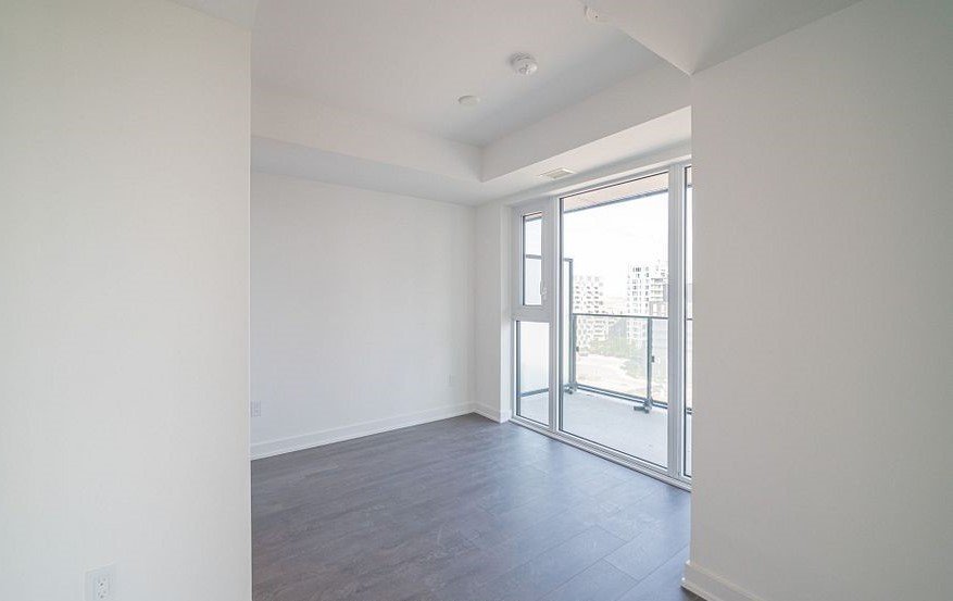 8 Tippett Road - Photo 7