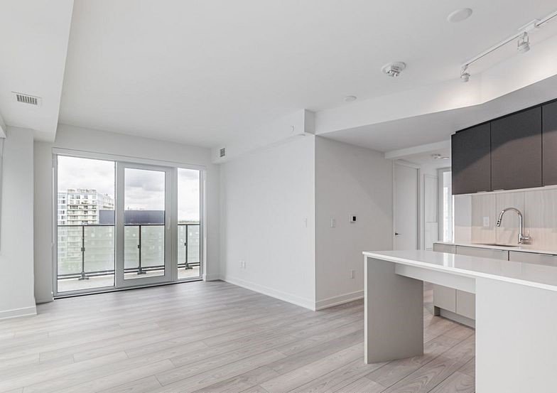 8 Tippett Road - Photo 23