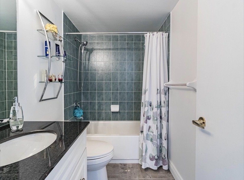 650 Lawrence Avenue West - Photo 6