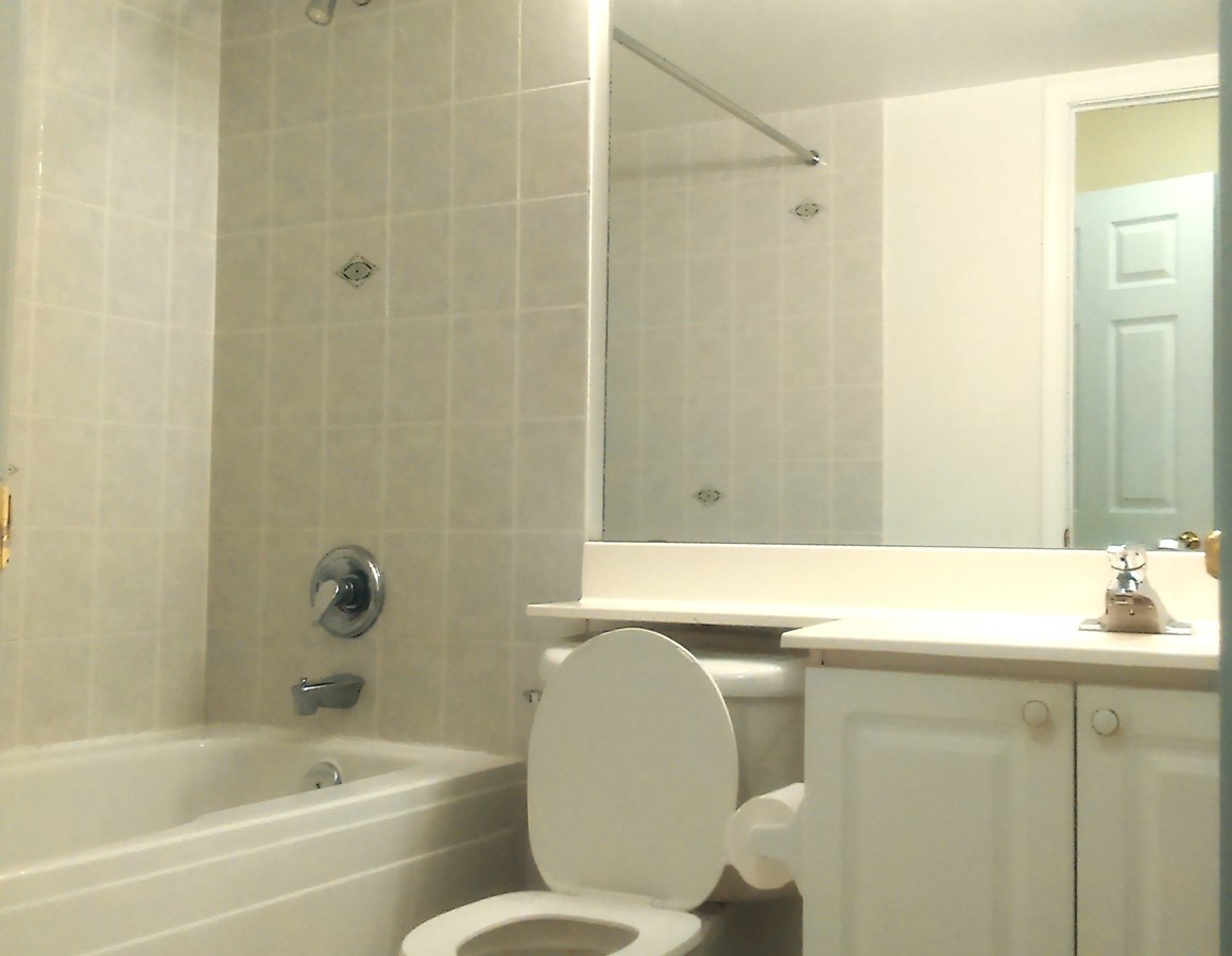 8 Hillcrest Avenue - Photo 4