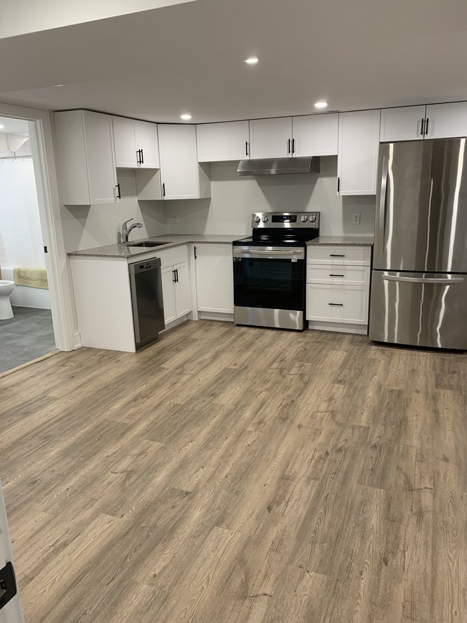 8 Collinson Boulevard - Photo 1