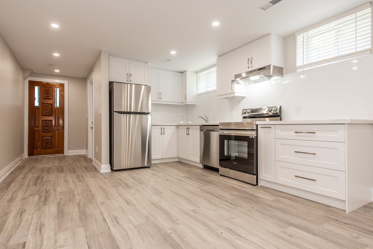 569 Roding Street - Photo 7