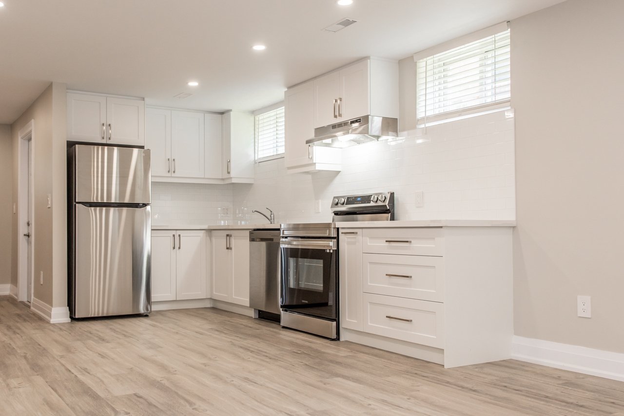 569 Roding Street - Photo 10
