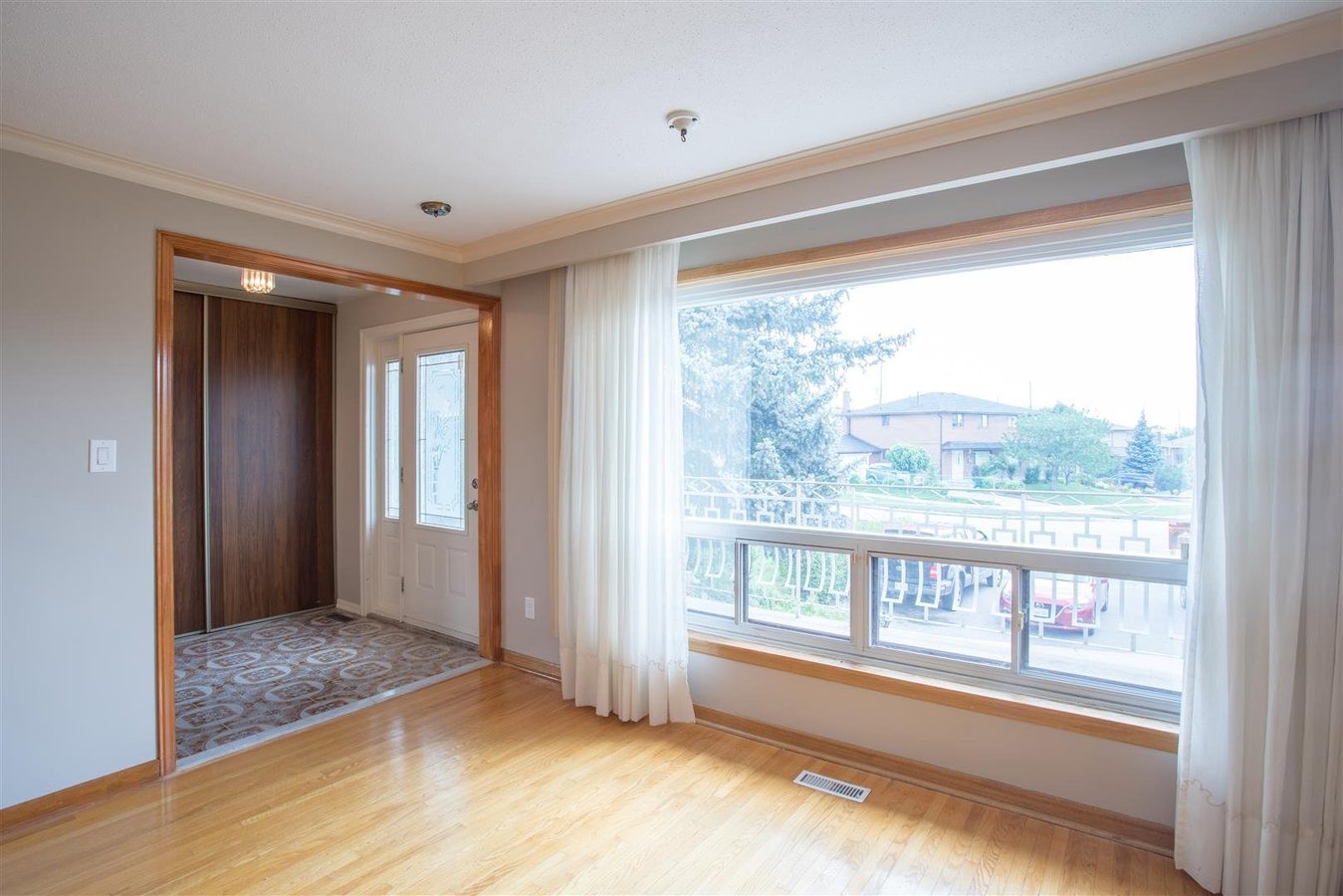 10 Sorrento Court - Photo 2