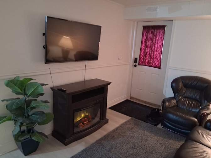 Finch Avenue West - Photo 1
