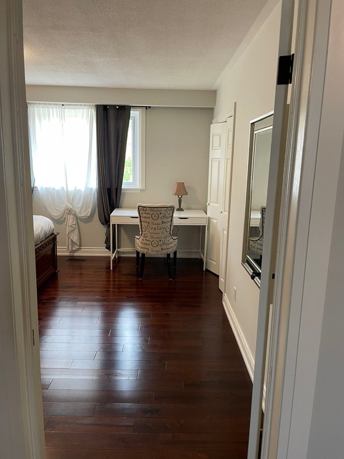 162 Hilda Avenue - Photo 2