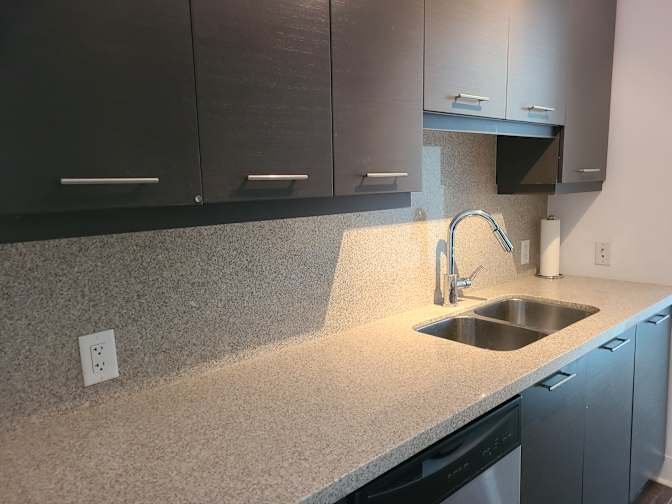 Norton Avenue - Photo 10