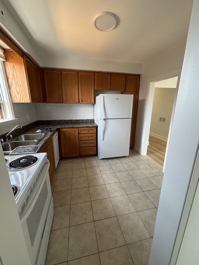 226 Wilmington Avenue - Photo 5