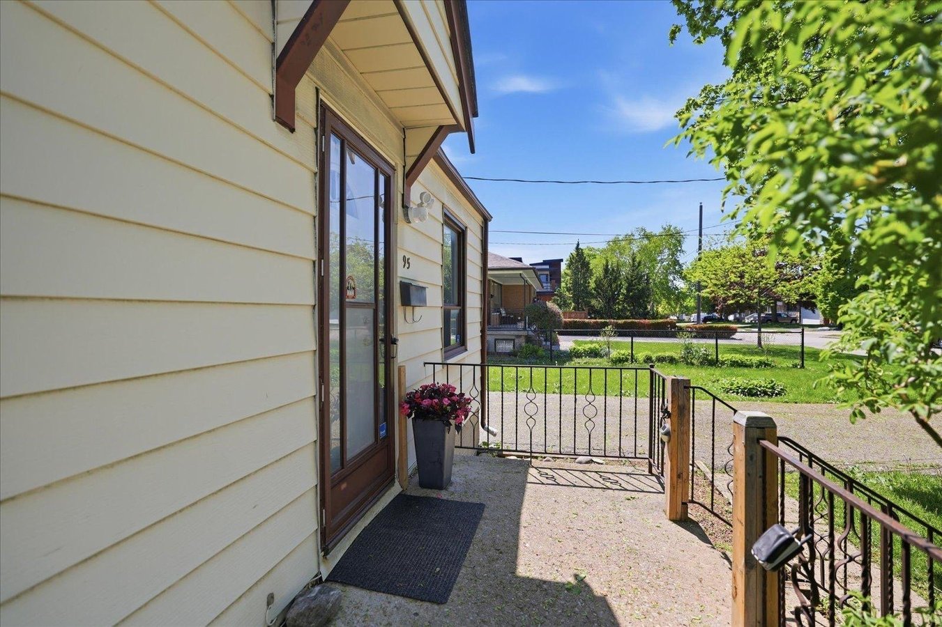 95 Glen Long Avenue - Photo 13