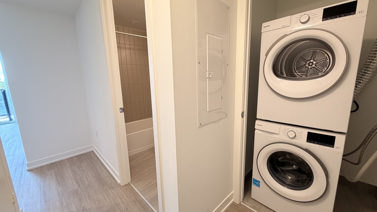 15 David Salomon Drive - Photo 24