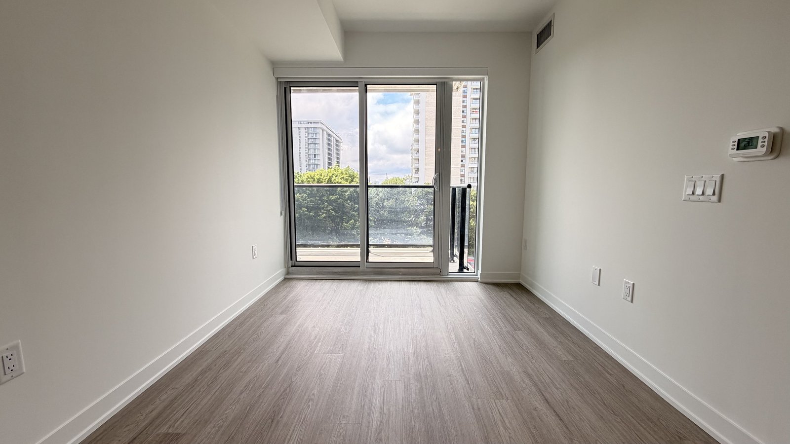 15 David Salomon Drive - Photo 27