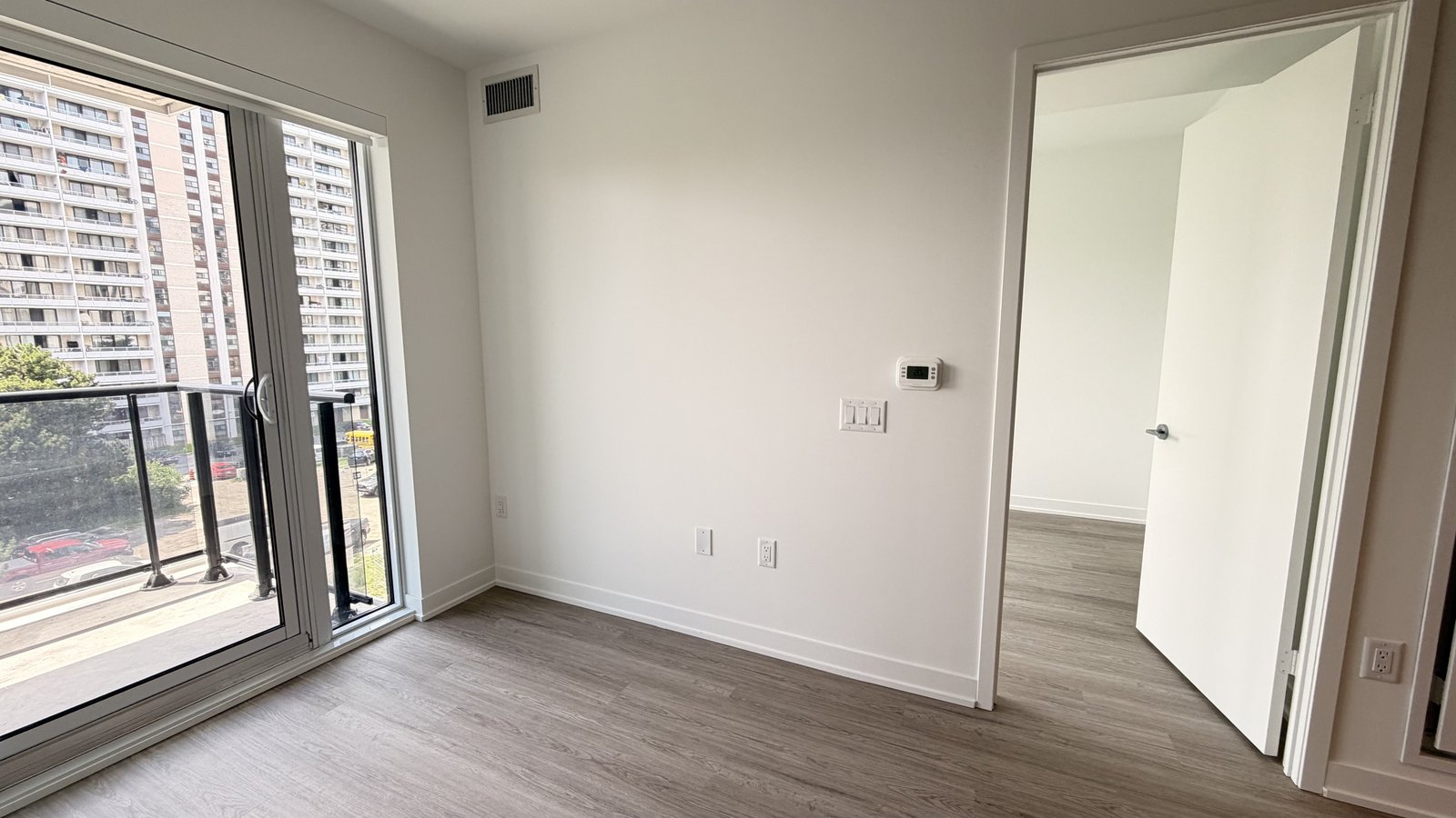 15 David Salomon Drive - Photo 29