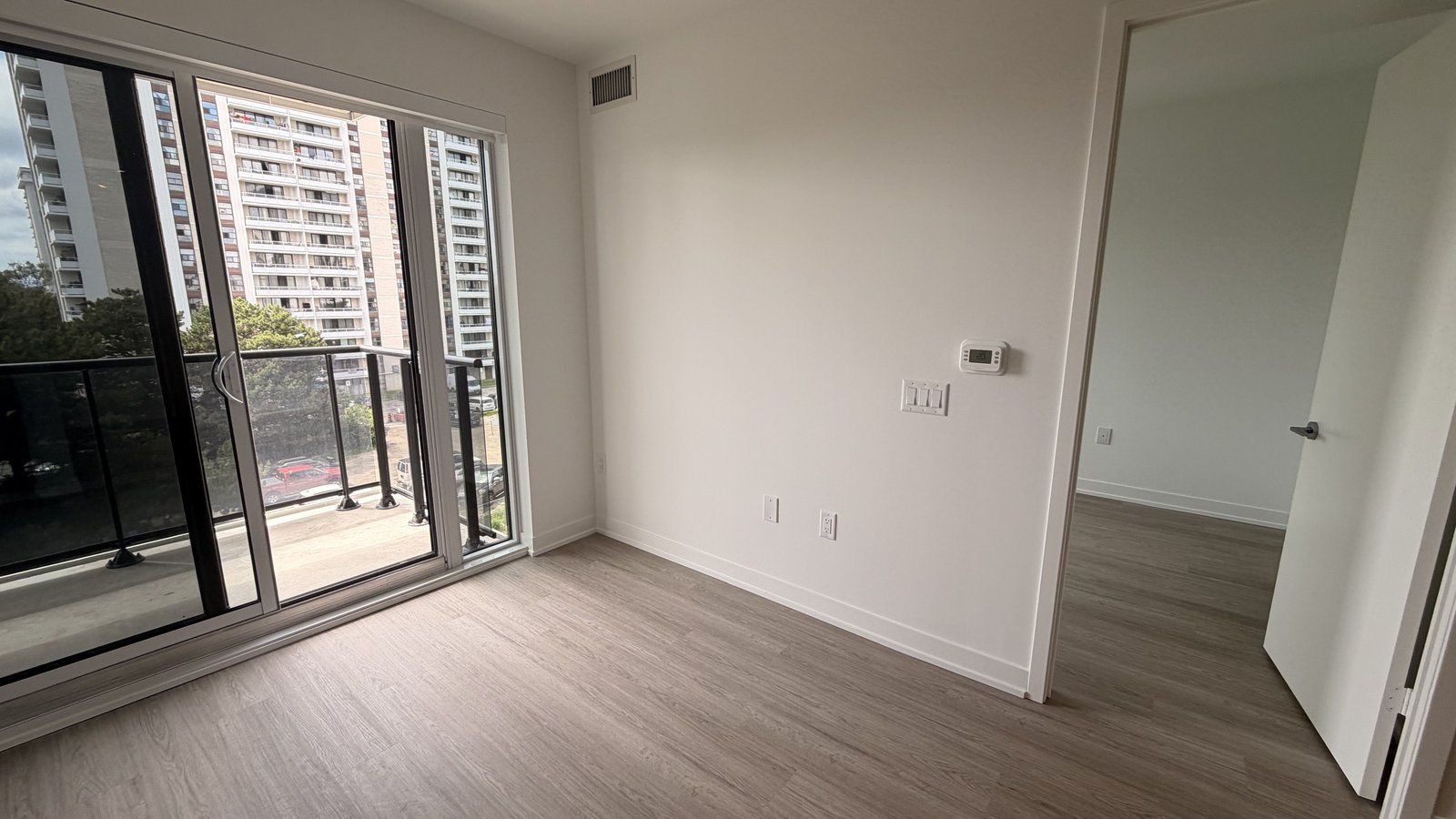 15 David Salomon Drive - Photo 31