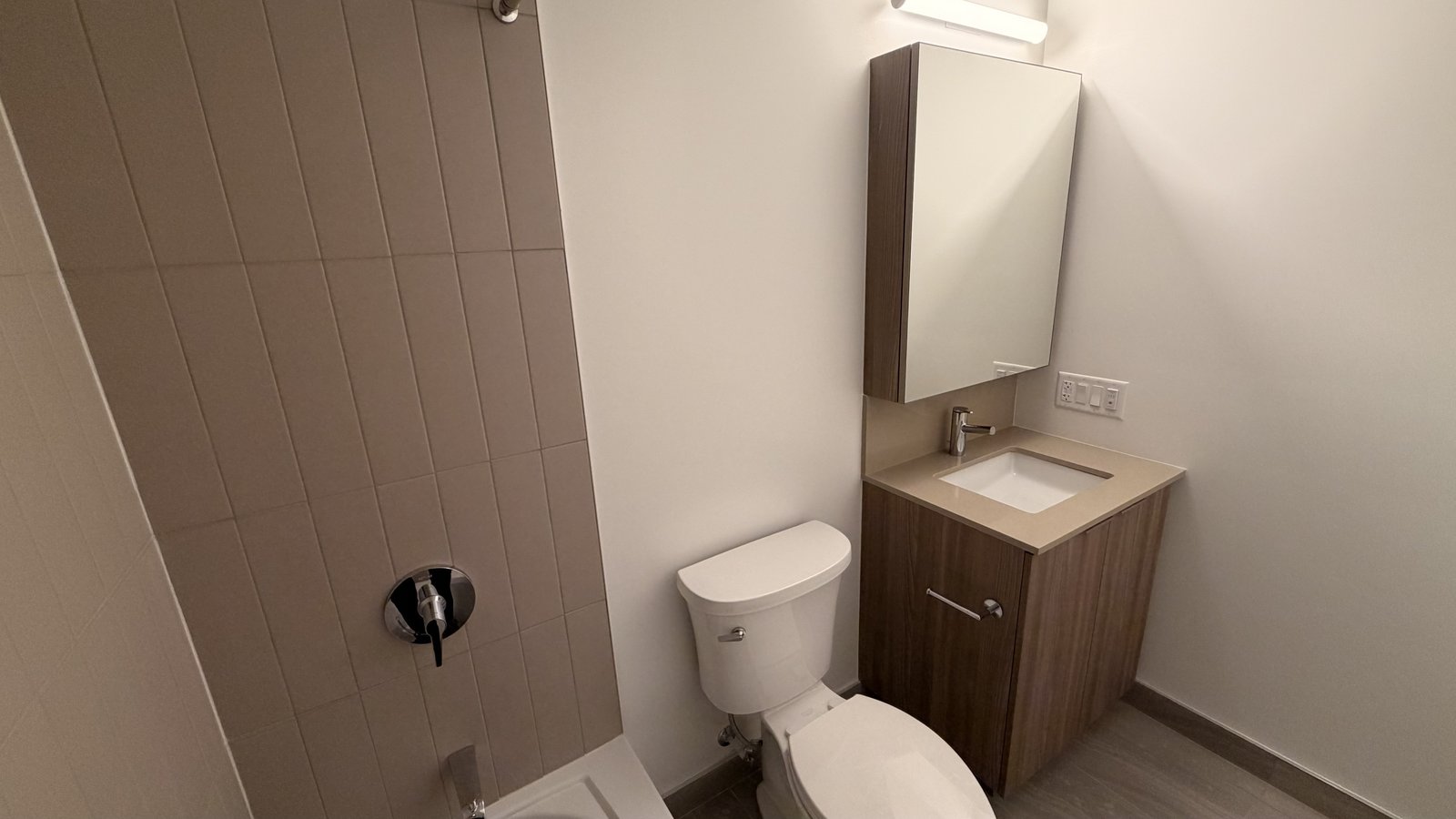 15 David Salomon Drive - Photo 46