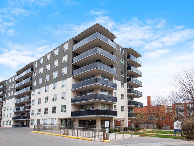 Apartments Condos and Houses for Rent Under 2,500 in North York