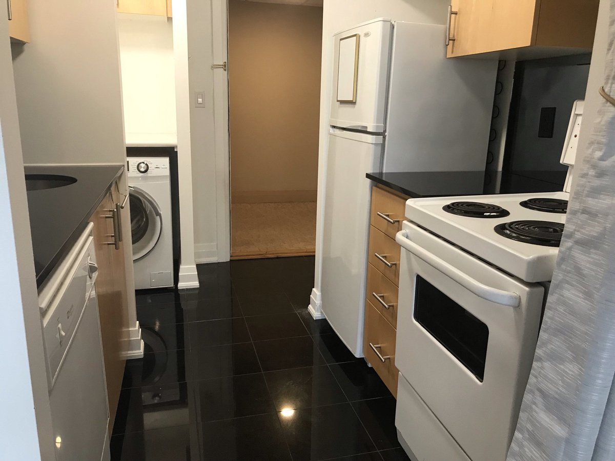 2737 Keele Street - Photo 6