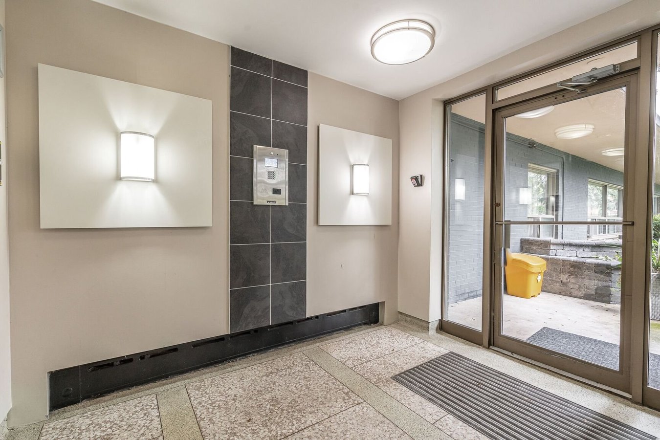 Rentals.ca ) North York Apartments, Condos and Houses For Rent