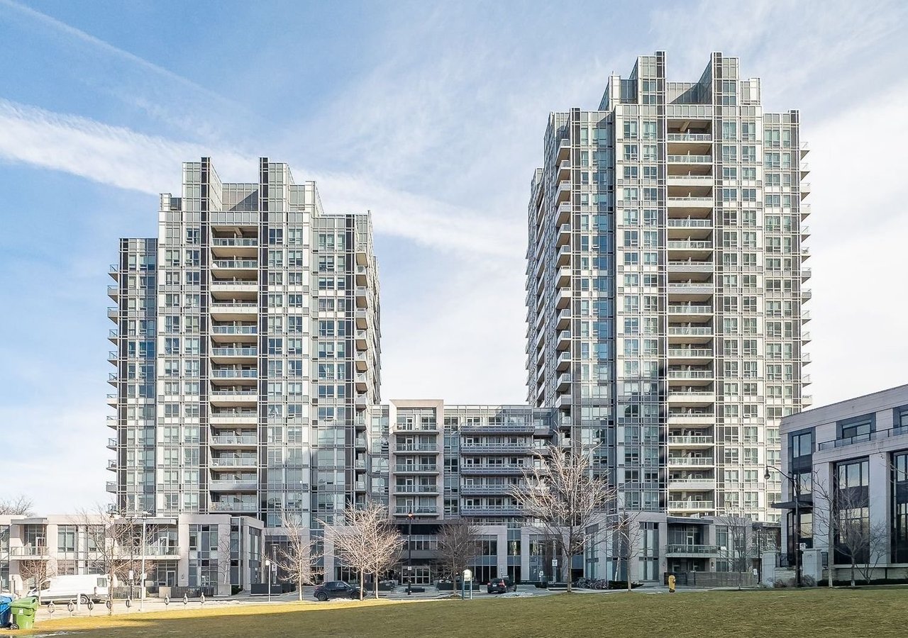 30 Harrison Garden Boulevard - Photo 1