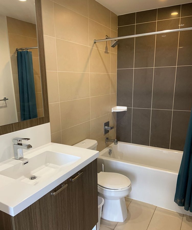 30 Harrison Garden Boulevard - Photo 6