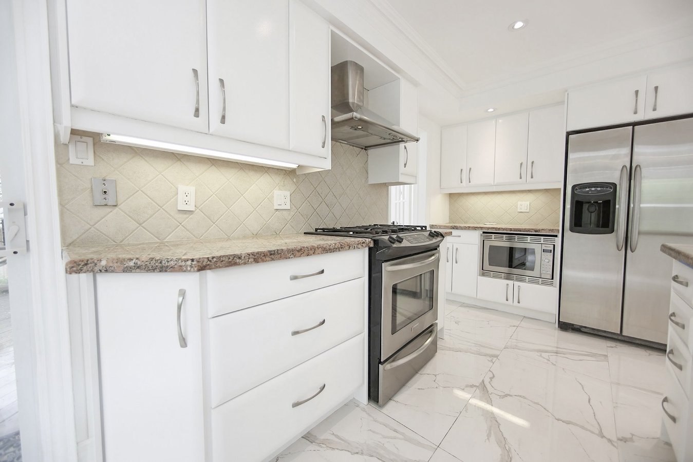 89 Old Yonge Street - Photo 6